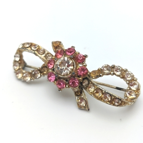 Pink Rhinestone Vintage Brooch - Picture 4 of 10